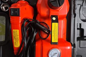 cric auto idraulico elettrico