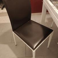 4 Sedie Ecopelle Marrone e Ferro Bianco