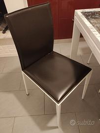 4 Sedie Ecopelle Marrone e Ferro Bianco