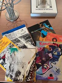 Libri arte architettura stock