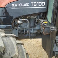 Trattore newholland TS 100