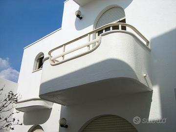 Appartamento con 4 matrimoniali a Leuca centro