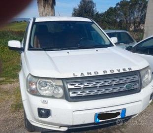 Land Rover per pezzi di ricambio