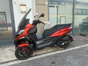 PIAGGIO MP3 400 HPE