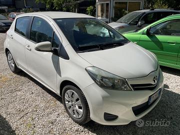 Toyota Yaris 1.3 5 porte Active