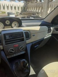 Lancia y 1.3 multijet ,aprile 2004