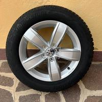 Set 4 cerchi volkswagen e copertoni invernali