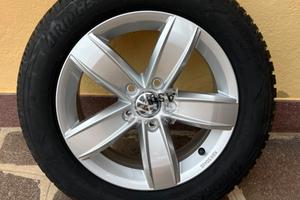 Set 4 cerchi volkswagen e copertoni invernali