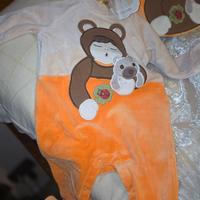 Mantella thun 6 mesi + tutina thun tg 6/9 mesi