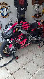 Rs 660 pista sportbike