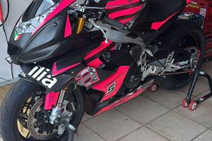 Rs 660 pista sportbike