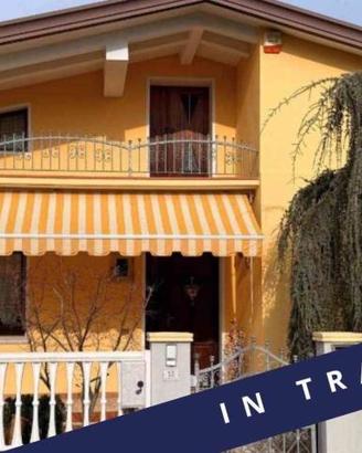Casa indipendente di 85 m² con più di 5 locali e b