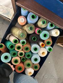 Filo per macchina da cucire 100% poliestere