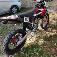 Husqvarna 250 4t del 2010