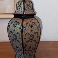 Vaso cinese in ceramica dipinta
