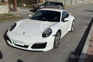 PORSCHE 911 3.0 Carrera 4 Coupé