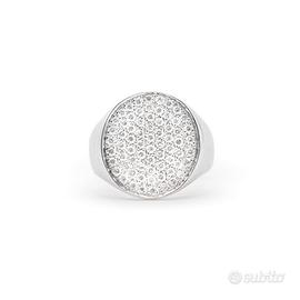 Anello con pavè di diamanti