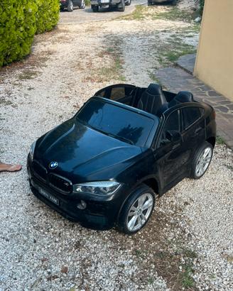 Macchina elettrica per bambini BMW X6M