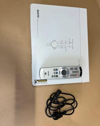 Video proiettore Sanyo Plc-xu105!!