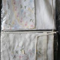 Set coperta e tovaglia x 12 in lino ed organza. 