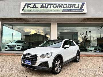 AUDI Q2 35 TDI quattro S tronic Business