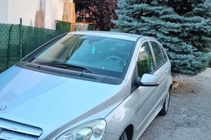 Mercedes classe B200