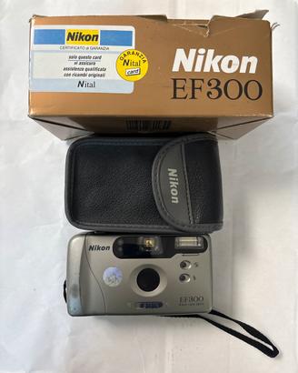 Fotocamera Nikon EF300