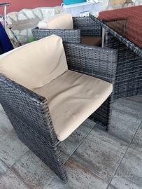 Set tavolo quadrato con sedie