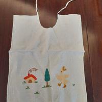 BAVAGLINO NEONATO RICAMATO A MANO