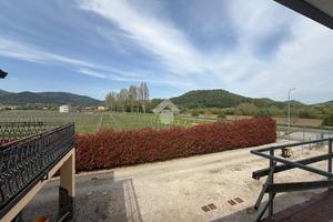 VILLA A SCHIERA A TORREGLIA