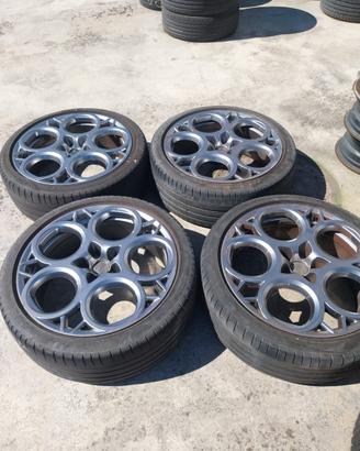 Gomme macchina Tonale