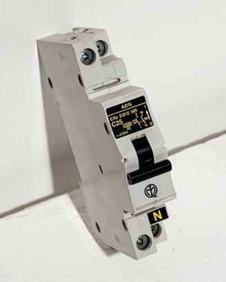 AEG Elfa E81E NR C25 magnetotermico 1P+N 25A 230V