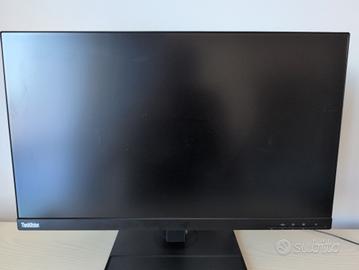 Monitor Lenovo ThinkVision con docking USB-C
