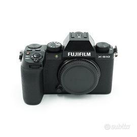 Fujifilm X-S10