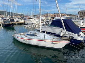 Barca a vela con posto barca porto di Lavagna (GE)