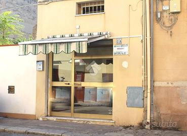 NEGOZIO A PALERMO