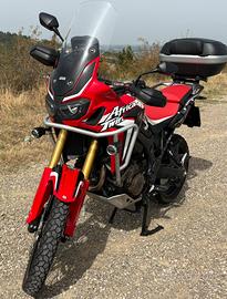 Honda Afrca Twin  1000 DCT 2017