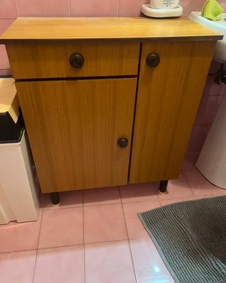 Mobiletto vintage