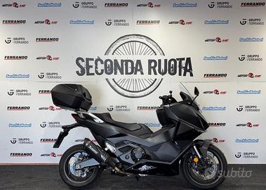 Honda Forza 750