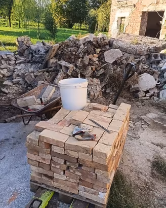 mattoni pieni pietre antiche edilizia ristruttura
