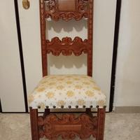 Sedia / Trono in legno massello 45€