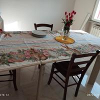 tavolo ,sedie,salotto, tavolino 