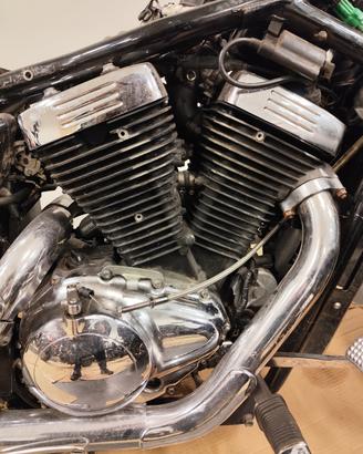 BLOCCO MOTORE SUZUKI MARAUDER VZ 800 2000