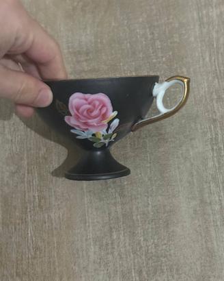 tazza da 'antiquariato  in porcellana vera 