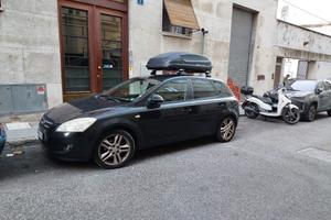 Kia C'eed 1.6 km 180.465 anno 2010, 5 porte 