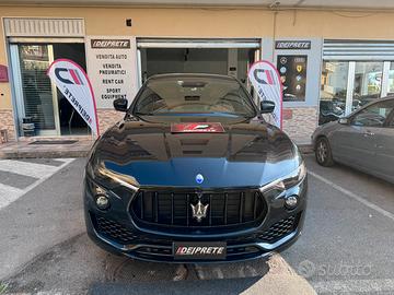 Maserati Levante 3.0 diesel total Black