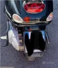 Vespa 150 et 4 2001 senza motore