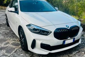BMW 118d M Sport 2024  32.500 km PREMIUM SELECTION