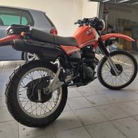 Yamaha XT 550 - 1983