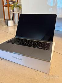 MackBook Air M2 2022, Memoria 8 GB, SSD da 256 GB